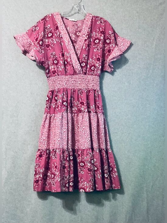 Unbranded Dresses & Skirts - King roads woman Floral Tiered Dress in Pink Sz S